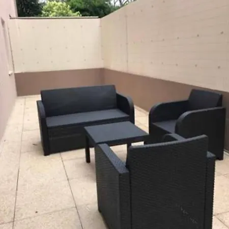 T3 Chaleureux Dans Securisee Avec Terrasse *