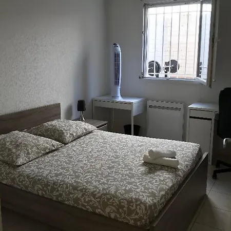 Apartamento T3 Chaleureux Dans Securisee Avec Terrasse